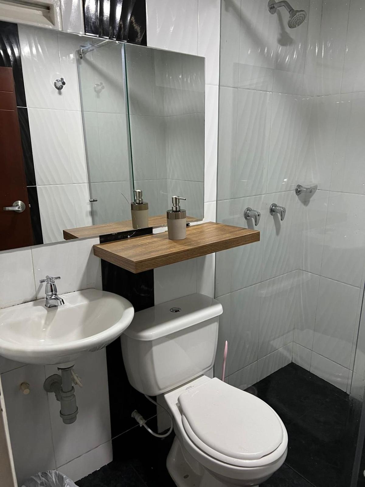 Habitacion Cerca Aeropuerto El Dorado Bogotá Kültér fotó